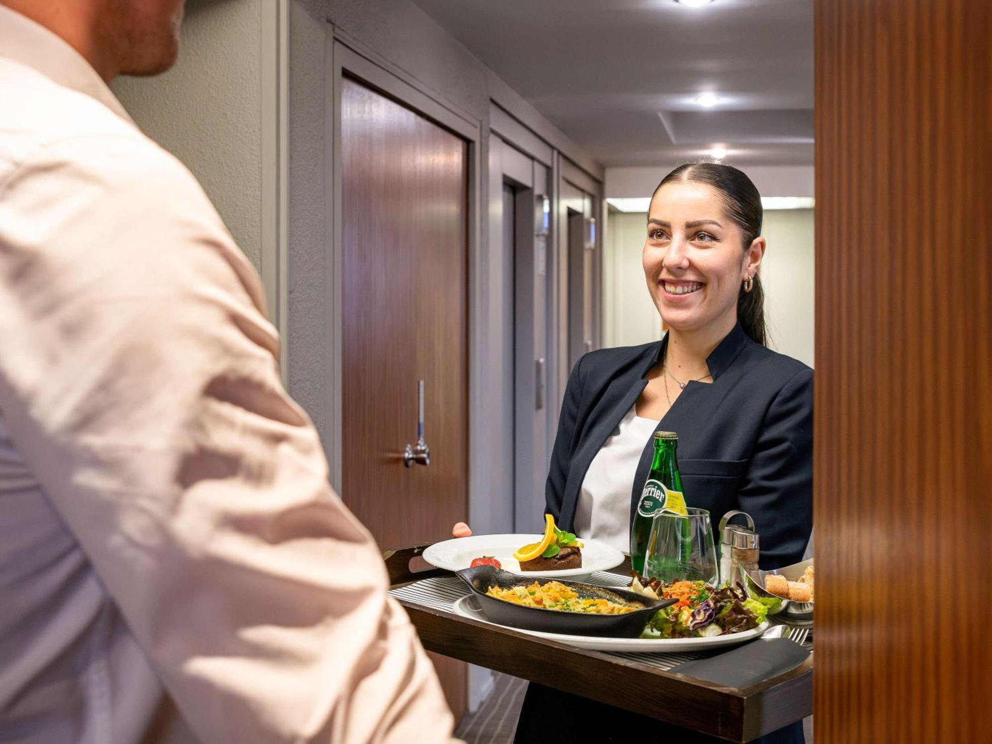 Novotel Grenoble Centre Экстерьер фото