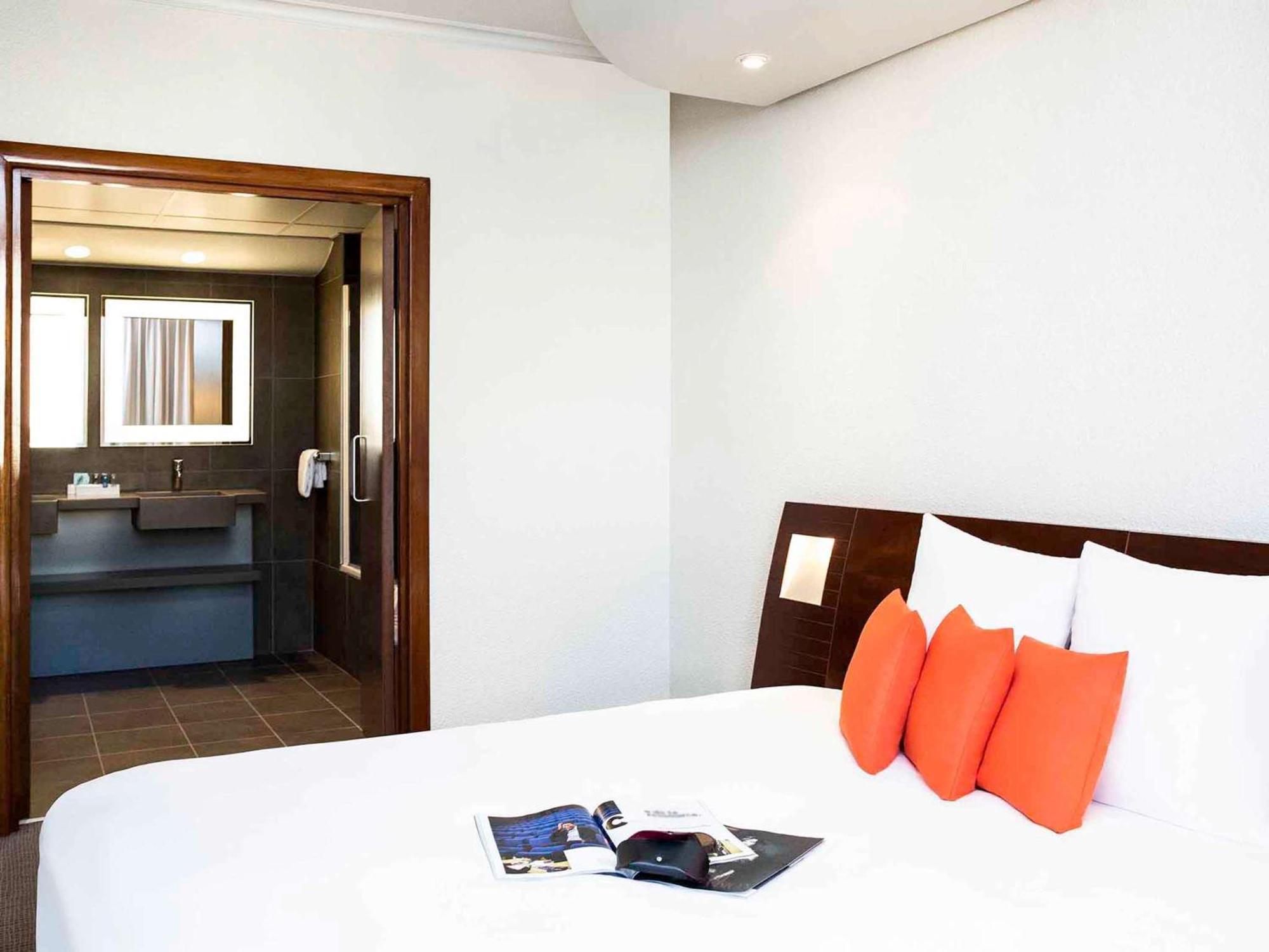 Novotel Grenoble Centre Экстерьер фото